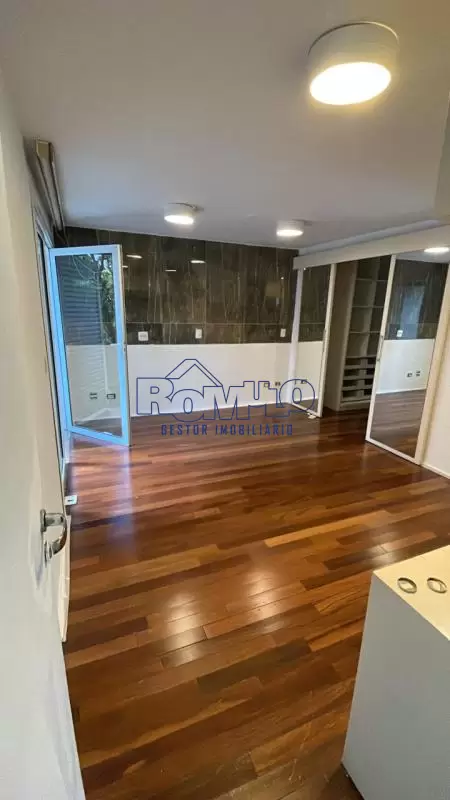 Casa Terrea 3 Suítes+2 Dormitórios