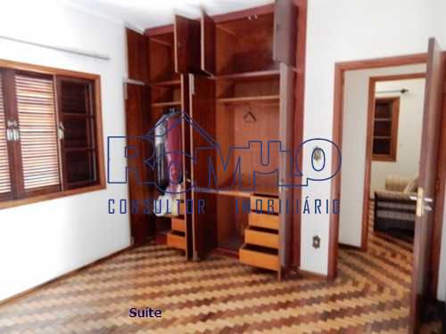 TÉRREA -170m² - 3 Dormitórios-1suíte - Monte Kemel