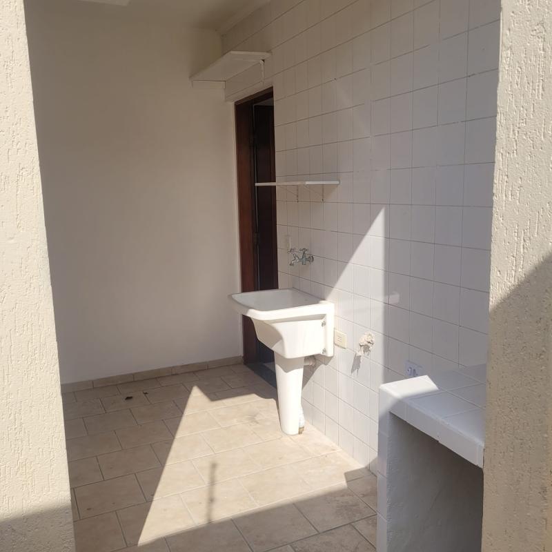 Sobrado 122m² 3 Dormítórios, 1 suíte 2 vagas