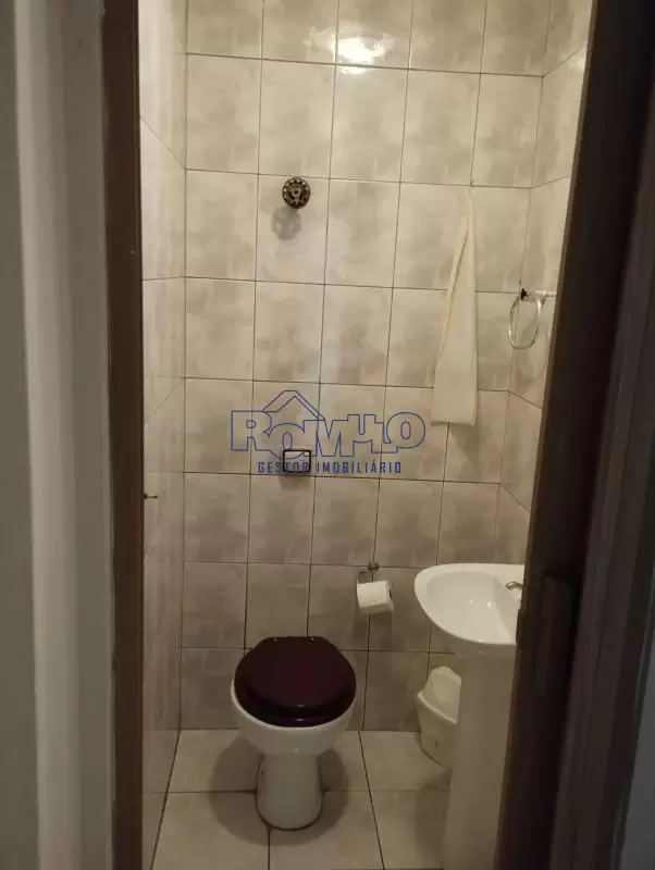 Sobrado 3 dormitórios/ Suíte Em Charmosa Rua Bairro 