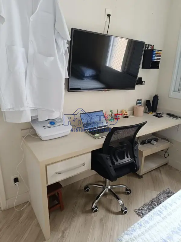 APARTAMENTO 2 DORM.(1 SUÍTE) 2 VAGAS EXCELENTE