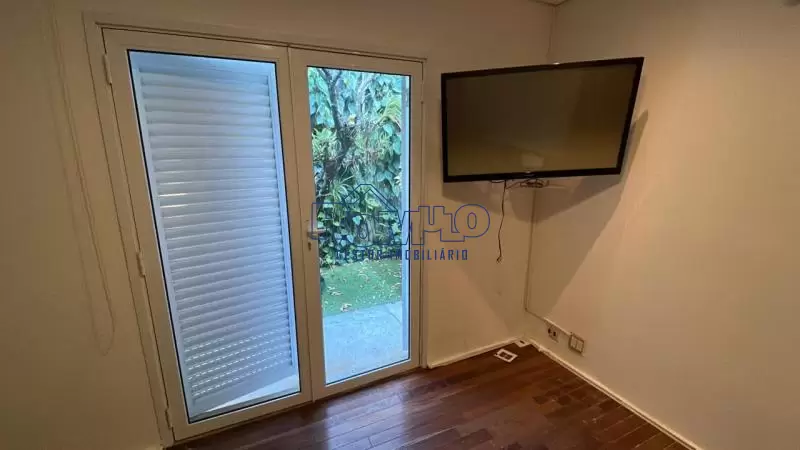 Casa Terrea 3 Suítes+2 Dormitórios