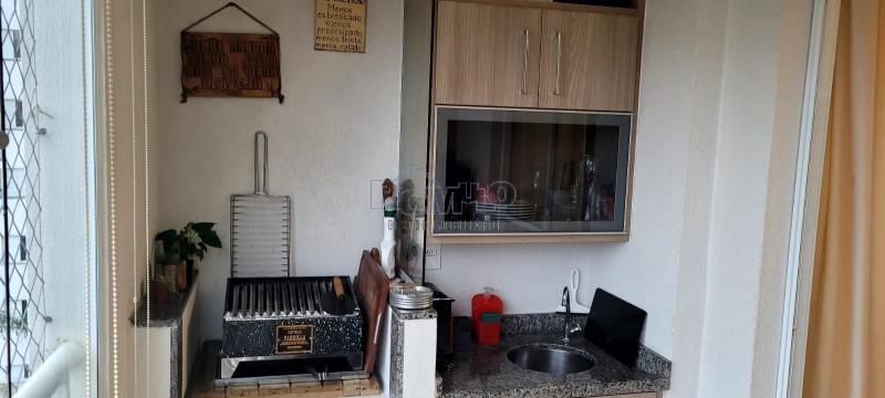 Apartamento 77m² 3 Dormitórios 1 suíte com sacada