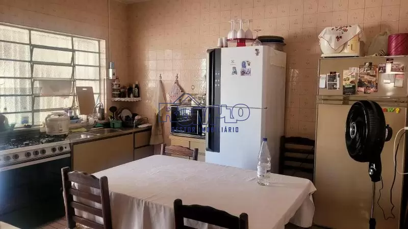 CASA TÉRREA 2 DORMITÓRIOS TERRENO 250M²
