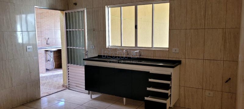 Sobrado 140m² 3 dormitórios,3 banheiros, 2 vagas