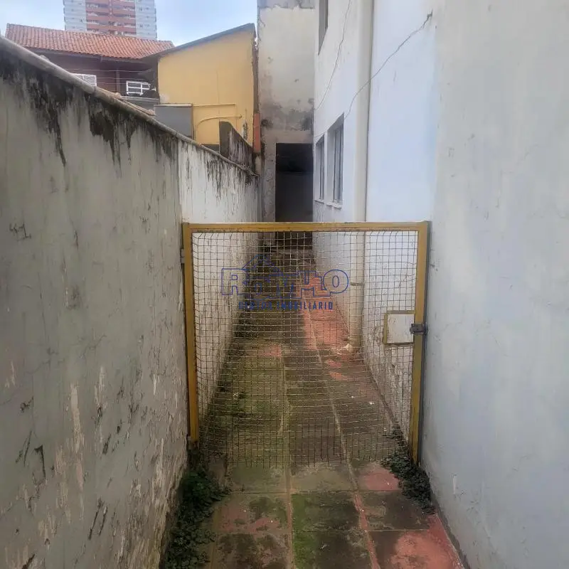 SOBRADO 3 DORMITÓRIOS 2 BANHEIROS