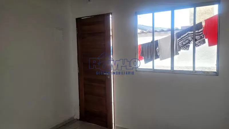 CASA TERREA 33m²- VILA SONIA