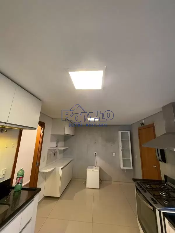 Casa Terrea 3 Suítes+2 Dormitórios