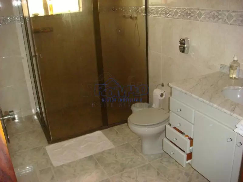 Sobrado 253m² - 3 dorm. PQ Monte Alegre