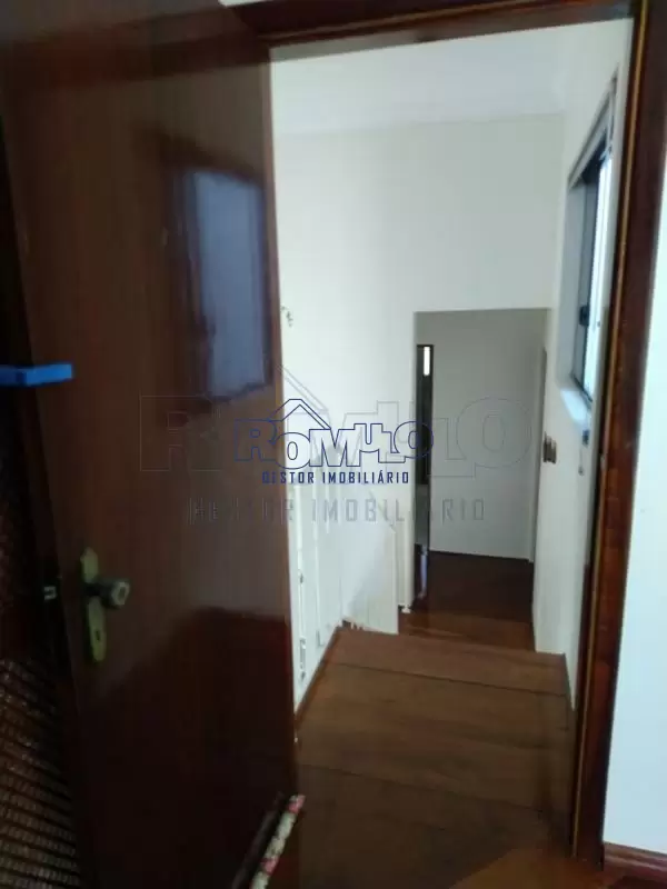 Sobrado 253m² - 3 dorm. PQ Monte Alegre