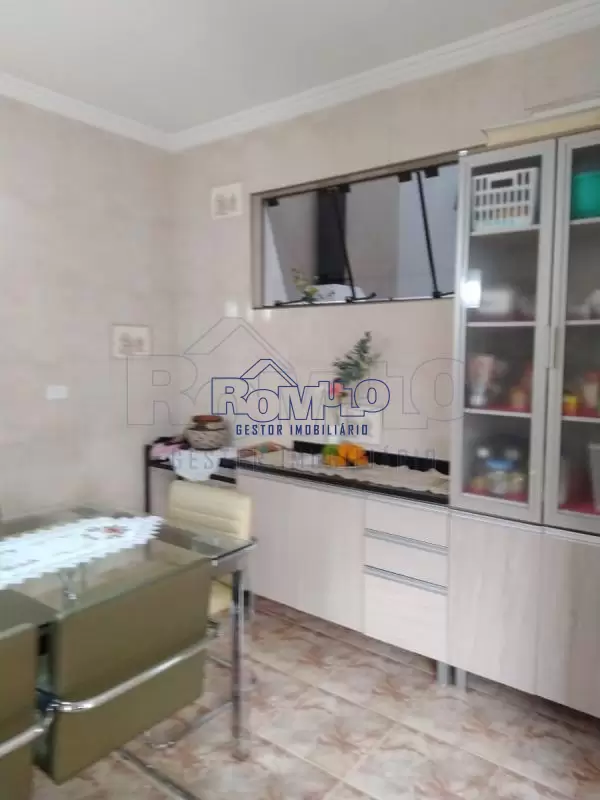 Sobrado 253m² - 3 dorm. PQ Monte Alegre