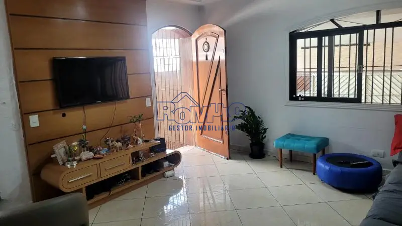 SOBRADO 3 DORMITÓRIOS - 1 SUÍTE 2 VAGAS