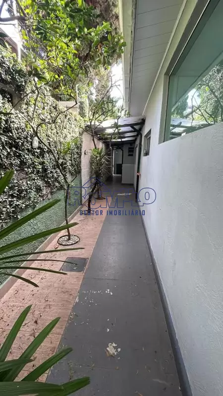 Casa Terrea 3 Suítes+2 Dormitórios